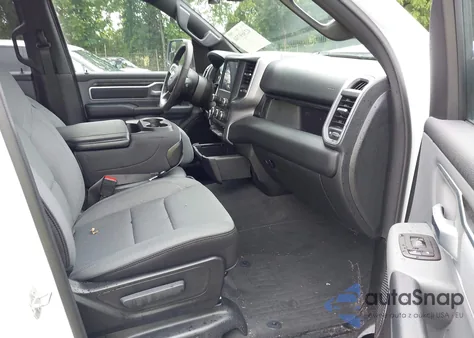 2022 Ram 1500 Big Horn z USA, uszkodzony, nr VIN 1C6SRFMT3NN351265